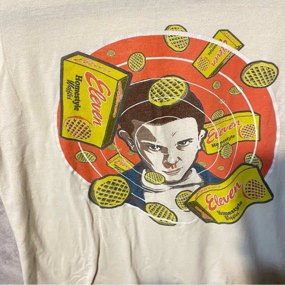 Netflix STRANGER THINGS T-Shirt Men Medium Eleven Homestyle Waffles Bloody Nose - Picture 3 of 11